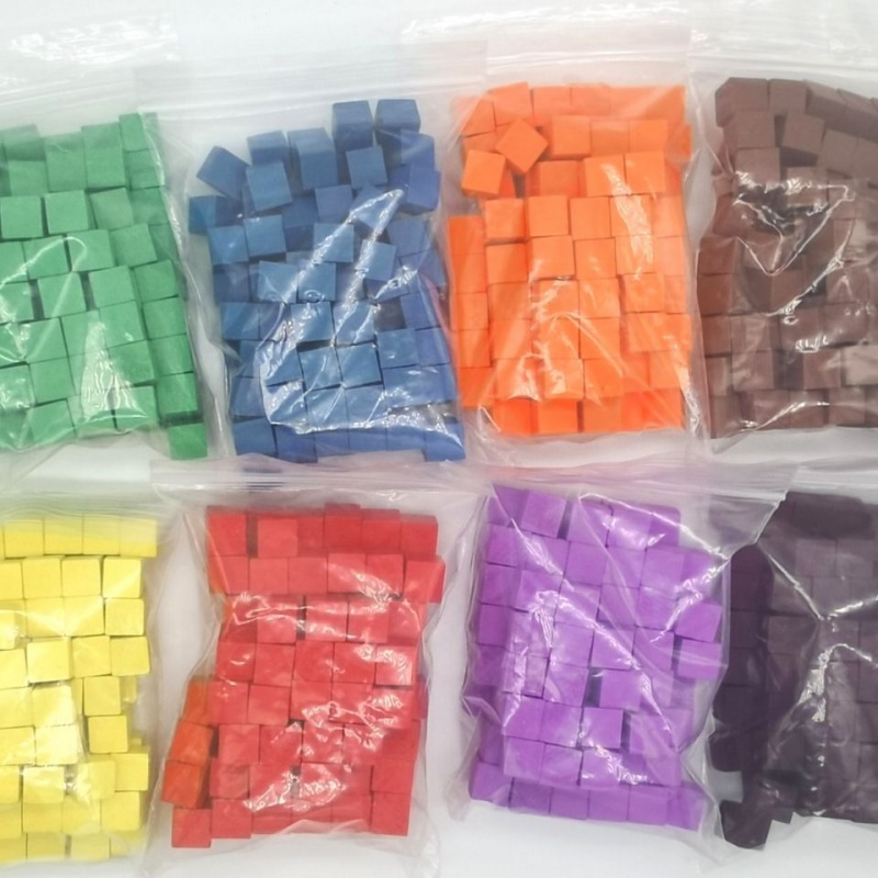 Board Game Vector - 100 ピース/ロット 10 ミリメートルウッドキューブカラフルなサイコロチェスの駒直角トークンパズルボードゲーム早期教育無料。 配送