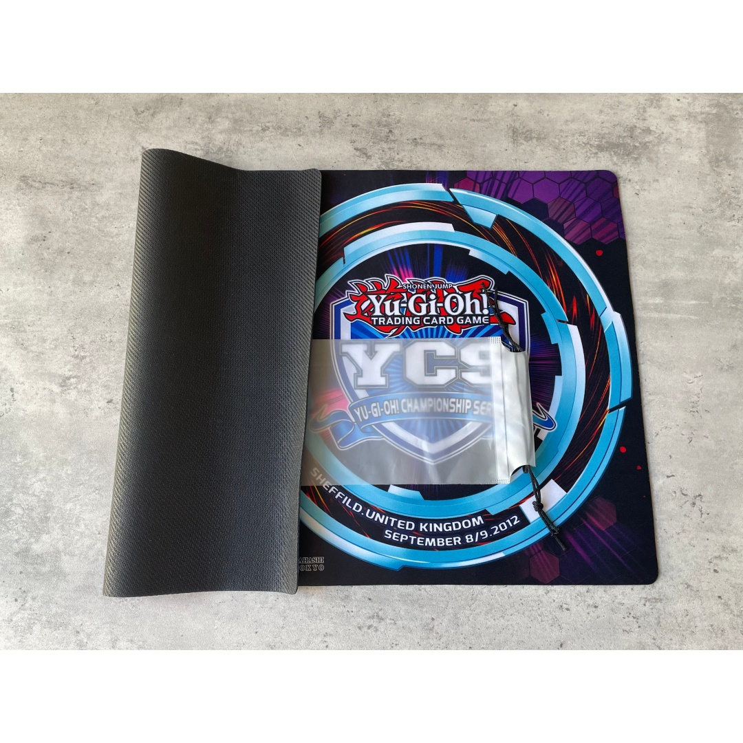 遊戯王！ 600x350mm ブレイカー魔法戦士トレーディン - Board Game Yugioh のレビューと価格