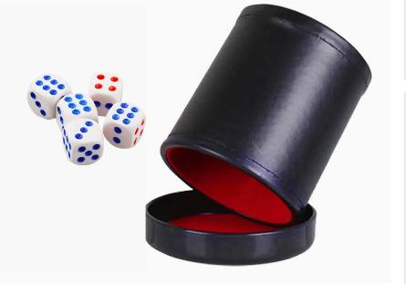 レザーダイスカップ 蓋付き グリーンレッド裏地 インテリア  - Board Game Yahtzee のレビューと価格