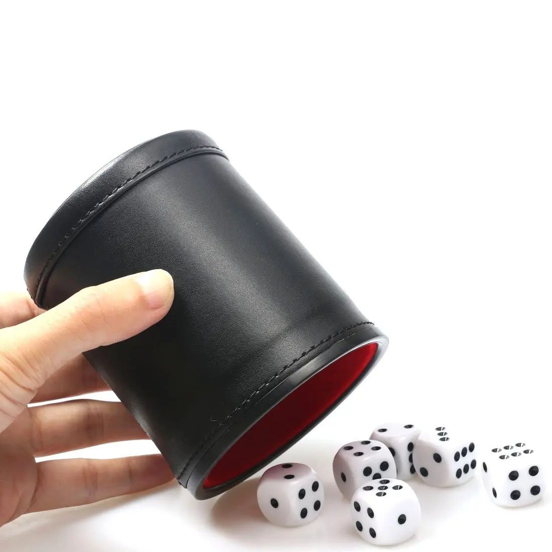 蓋付きレザーダイスカップ、緑と赤の内側の裏地、静かな揺れ感、 - Board Game Yahtzee のレビューと価格